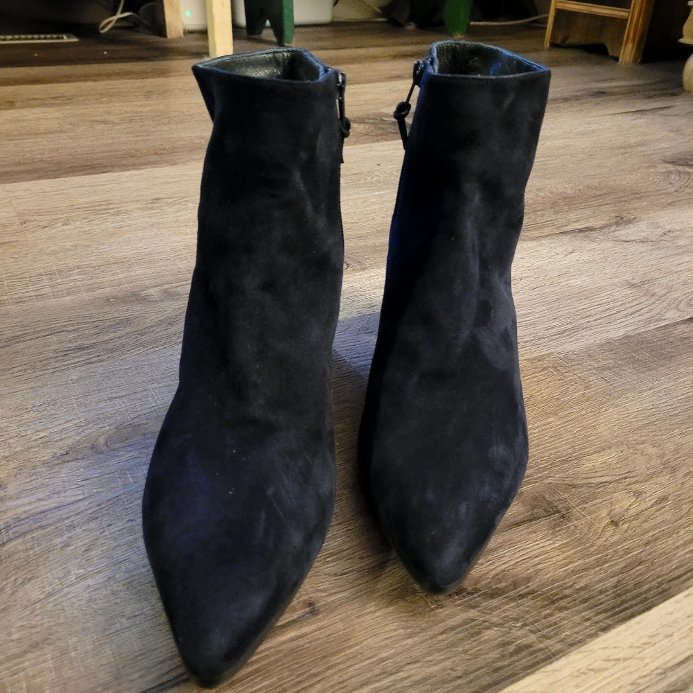 Stuart Weitzman Block Heel Booties